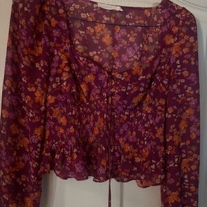 Cute cropped floral blouse